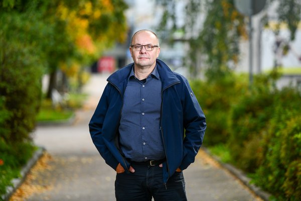 Isännöitsijä Jarmo Kangas turvautui Kuljetusrinkiin, kun toimistokiinteistöjen jätehuolto piti saada toimimaan nopeasti